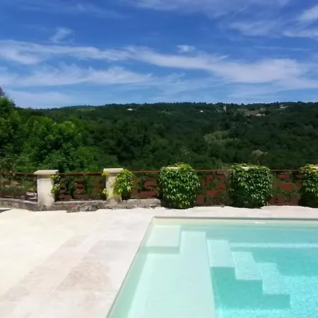 Boutique 144 Hébergement de vacances Planioles